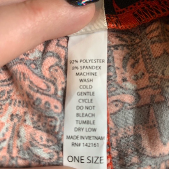 LuLaRoe One Size Leggings - Picture 5 of 7